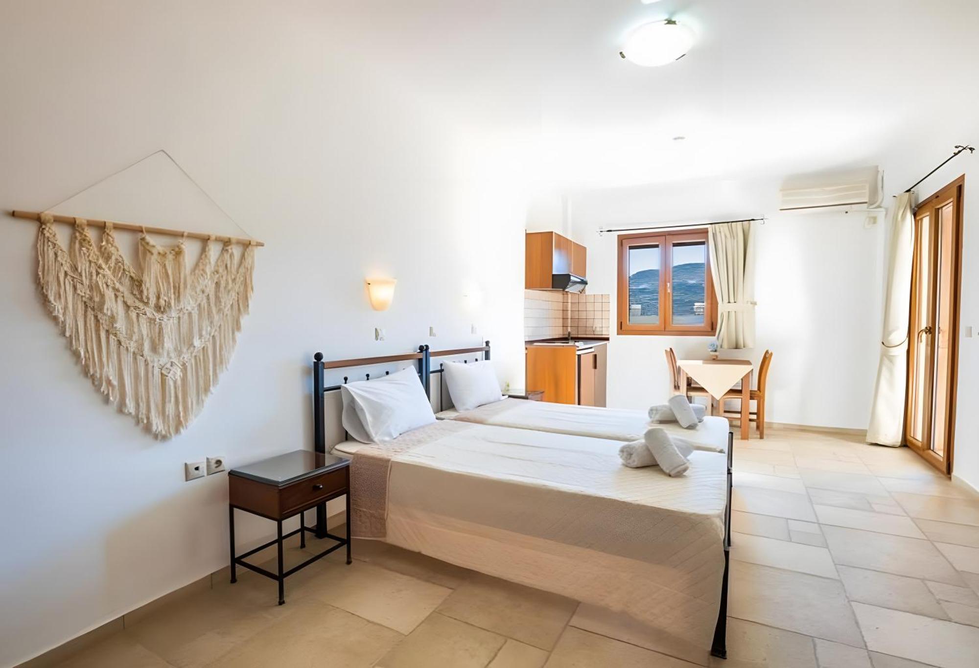 Petra Studios كارباثوس المظهر الخارجي الصورة