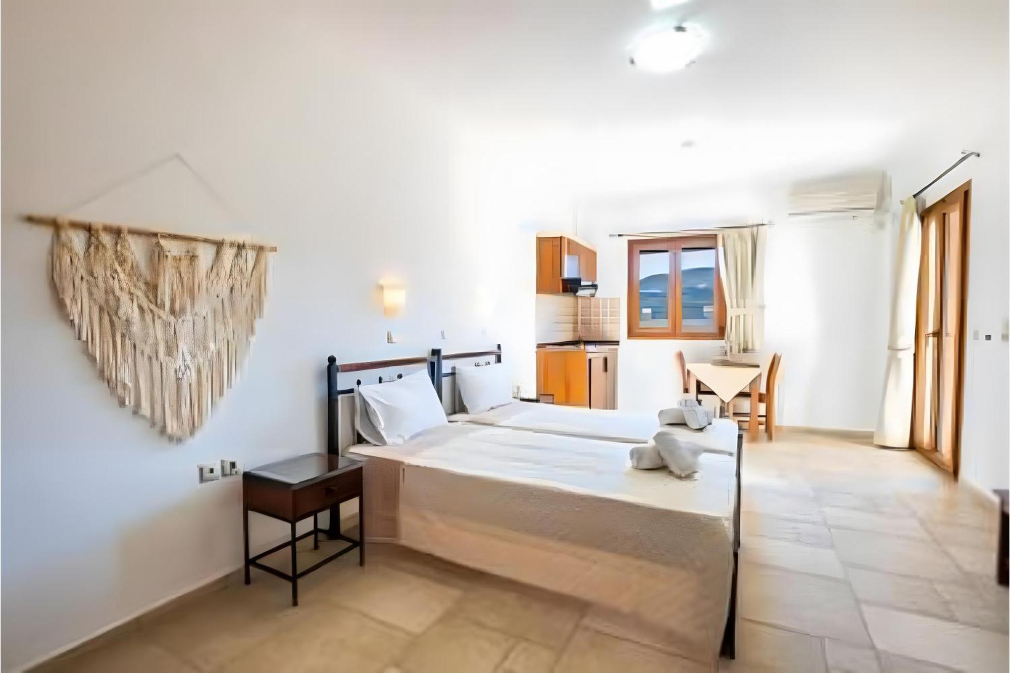 Petra Studios كارباثوس المظهر الخارجي الصورة